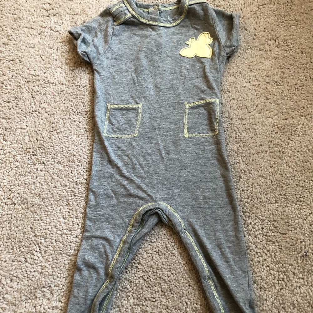 Burt’s Bee’s Organic Cotton Outfit